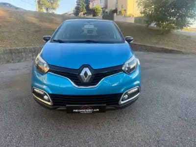 Vendo Renault Captur 2014 - 8990 EUR, 178000 km - AUTO.MOTO.pt
