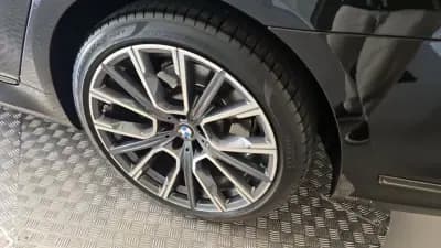 Vendo BMW 740 2019 - 52500 EUR, 149991 km - AUTO.MOTO.pt