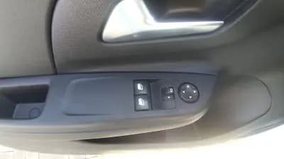 Vendo Opel Corsa 2020 - 12950 EUR, 65709 km - AUTO.MOTO.pt