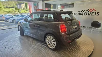 Sell MINI 2019 - 25500 EUR, 96321 km - AUTO.MOTO.pt