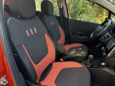 Vendo Renault Captur 2016 - 11900 EUR, 102000 km - AUTO.MOTO.pt
