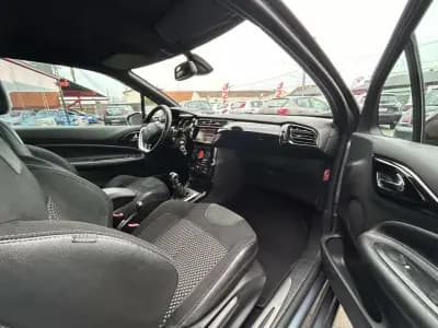 Sell Citroën DS3 2010 - 7000 EUR, 287000 km - AUTO.MOTO.pt