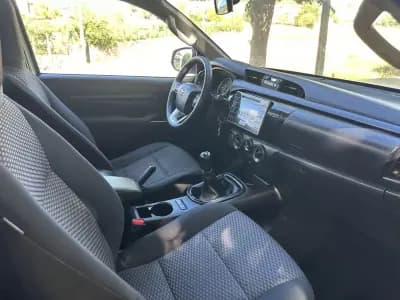 Vendo Toyota Hilux 2020 - 26999 EUR, 87000 km - AUTO.MOTO.pt