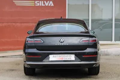 Vendo Volkswagen Arteon 2021 - 25990 EUR, 155000 km - AUTO.MOTO.pt
