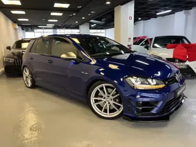 Vendo Volkswagen Golf 2016 - 26990 EUR, 127000 km - AUTO.MOTO.pt