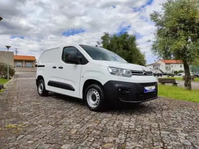 Vendo Citroën Berlingo 2021 - 12950 EUR, 156000 km - AUTO.MOTO.pt