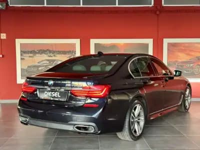Vendo BMW 730 2017 - 44990 EUR, 79085 km - AUTO.MOTO.pt