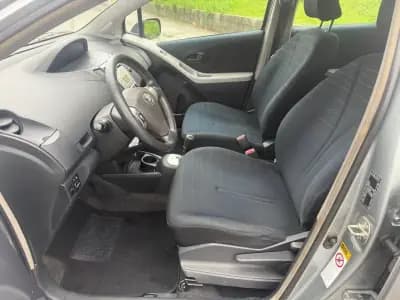 Vendo Toyota Yaris 2006 - 7450 EUR, 168000 km - AUTO.MOTO.pt