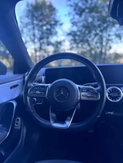 Vendo Mercedes-Benz CLA 250 2021 - 29900 EUR, 107769 km - AUTO.MOTO.pt