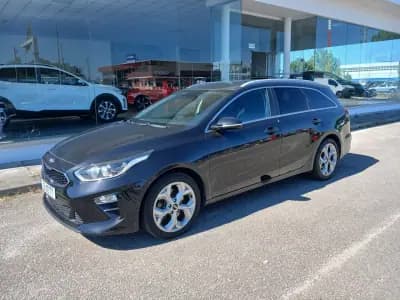 Vendo Kia Ceed SW 2019 - 13900 EUR, 72562 km - AUTO.MOTO.pt