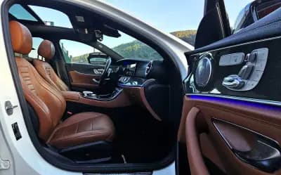 Vendo Mercedes-Benz E 220 2017 - 31500 EUR, 150000 km - AUTO.MOTO.pt