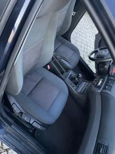 Vendo BMW 318 2005 - 6950 EUR, 281920 km - AUTO.MOTO.pt