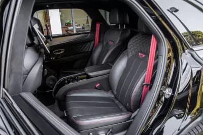 Sell Bentley Bentayga 2022 - 230000 EUR, 70942 km - AUTO.MOTO.pt