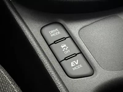 Sell Toyota Yaris Cross 2023 - 26750 EUR, 18000 km - AUTO.MOTO.pt