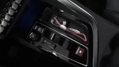 Sell Peugeot 3008 2025 - 25900 EUR, 17750 km - AUTO.MOTO.pt