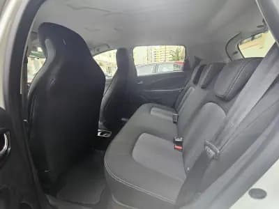 Vendo Renault Zoe 2019 - 7850 EUR, 130850 km - AUTO.MOTO.pt