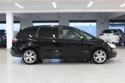 Vendo Ford S-Max 2007 - 5990 EUR, 242000 km - AUTO.MOTO.pt