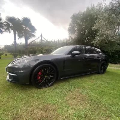 Sell Porsche Panamera Sport Turismo 2019 - 69990 EUR, 210000 km - AUTO.MOTO.pt
