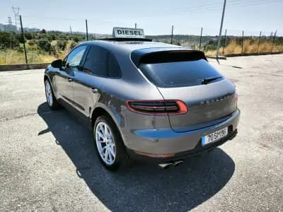 Vendo Porsche Macan 2014 - 42950 EUR, 177239 km - AUTO.MOTO.pt