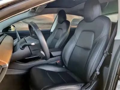 Vendo Tesla Model 3 2019 - 22500 EUR, 56000 km - AUTO.MOTO.pt