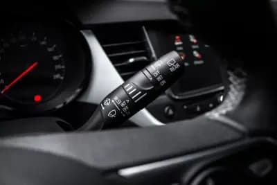 Vendo Opel Crossland X 2020 - 11980 EUR, 87391 km - AUTO.MOTO.pt