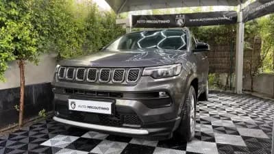 Sell Jeep Compass 2023 - 25000 EUR, 65000 km - AUTO.MOTO.pt