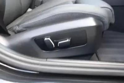 Sell BMW 520 2024 - 59480 EUR, 24831 km - AUTO.MOTO.pt