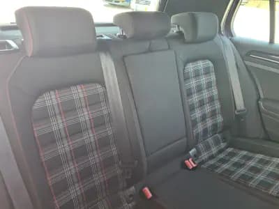 Vendo Volkswagen Polo 2014 - 19990 EUR, 85000 km - AUTO.MOTO.pt