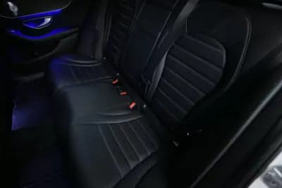 Vendo Mercedes-Benz C 300 2020 - 25500 EUR, 203000 km - AUTO.MOTO.pt