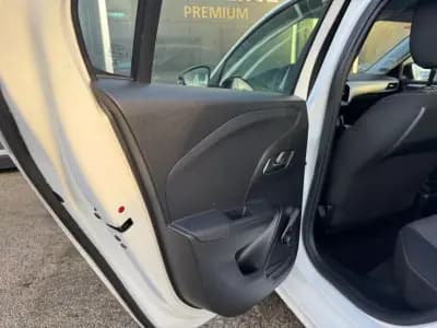 Vendo Opel Corsa 2021 - 13900 EUR, 114027 km - AUTO.MOTO.pt