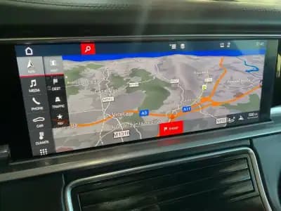 Sell Porsche Panamera 2018 - 60500 EUR, 104962 km - AUTO.MOTO.pt