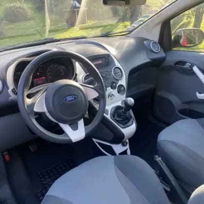 Vendo Ford KA 2013 - 7990 EUR, 129000 km - AUTO.MOTO.pt
