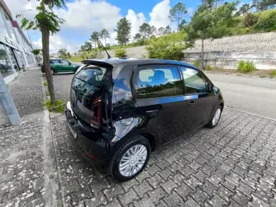Sell Volkswagen Up! 2019 - 10900 EUR, 42000 km - AUTO.MOTO.pt