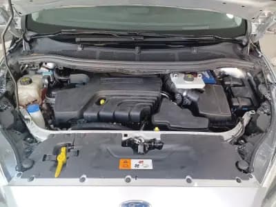 Vendo Ford S-Max 2015 - 21890 EUR, 180021 km - AUTO.MOTO.pt