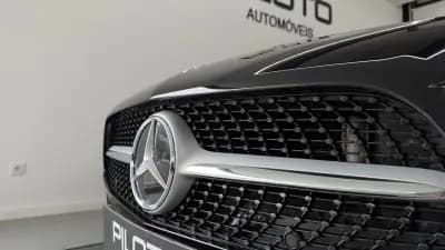 Vendo Mercedes-Benz A 180 2019 - 17990 EUR, 247112 km - AUTO.MOTO.pt