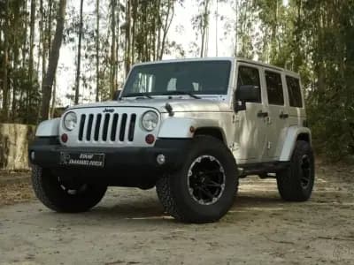 Sell Jeep Wrangler Unlimited 2013 - 46500 EUR, 154453 km - AUTO.MOTO.pt