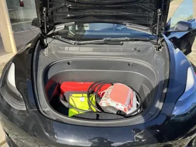 Vendo Tesla Model 3 2021 - 26900 EUR, 79000 km - AUTO.MOTO.pt