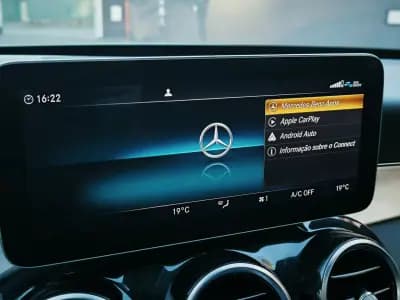 Vendo Mercedes-Benz C 300 2020 - 28950 EUR, 166000 km - AUTO.MOTO.pt