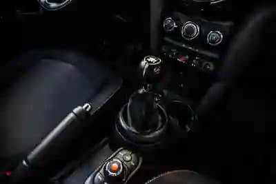 Vendo MINI One 2018 - 17750 EUR, 39750 km - AUTO.MOTO.pt