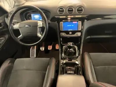 Vendo Ford S-Max 2008 - 11990 EUR, 214642 km - AUTO.MOTO.pt