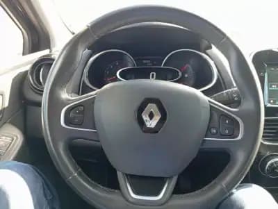 Sell Renault Clio Sport Tourer 2019 - 9990 EUR, 186806 km - AUTO.MOTO.pt