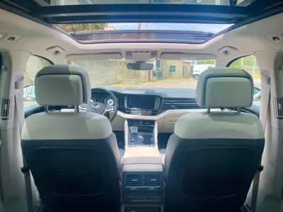 Vendo Volkswagen Touareg 2019 - 47500 EUR, 111935 km - AUTO.MOTO.pt