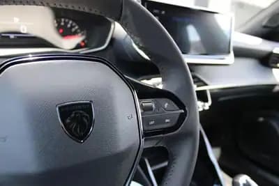 Sell Peugeot 2008 2024 - 21900 EUR, 4400 km - AUTO.MOTO.pt