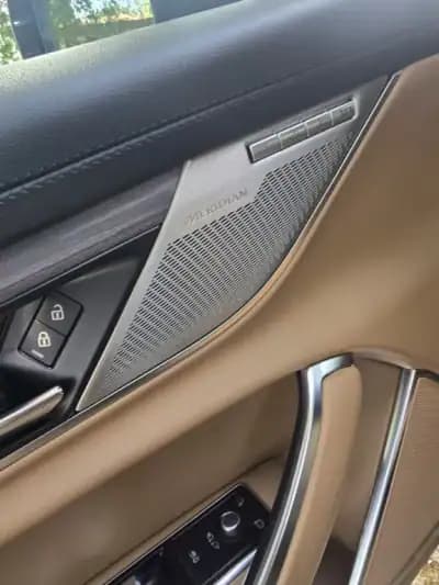 Sell Jaguar XF 2023 - 36450 EUR, 62500 km - AUTO.MOTO.pt