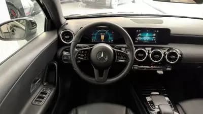 Vendo Mercedes-Benz A 180 2019 - 17990 EUR, 247112 km - AUTO.MOTO.pt