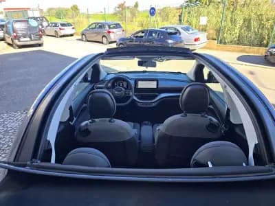 Vendo Fiat 500e C 2022 - 19950 EUR, 6000 km - AUTO.MOTO.pt