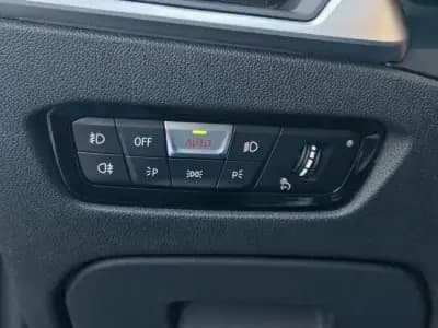 Vendo BMW 330 2021 - 31900 EUR, 156735 km - AUTO.MOTO.pt