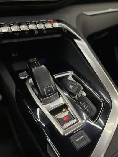 Sell Peugeot 3008 2018 - 19500 EUR, 169999 km - AUTO.MOTO.pt