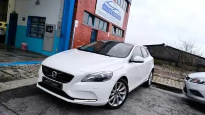 Sell Volvo V40 2013 - 11400 EUR, 182000 km - AUTO.MOTO.pt