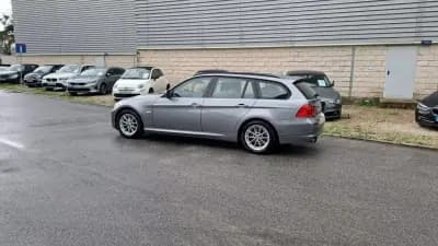 Vendo BMW 320 2010 - 12890 EUR, 157813 km - AUTO.MOTO.pt